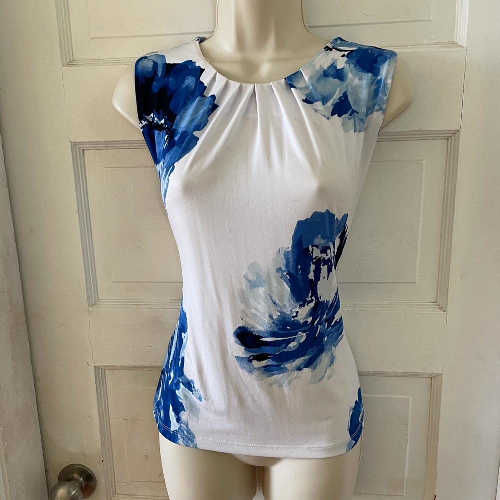 Cap sleeves dress top